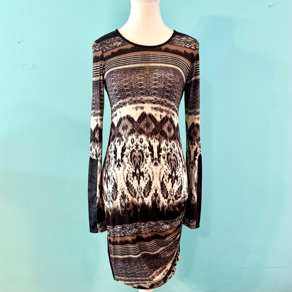 SW3 Asymmetrical dress with geometric patterns and leather texture